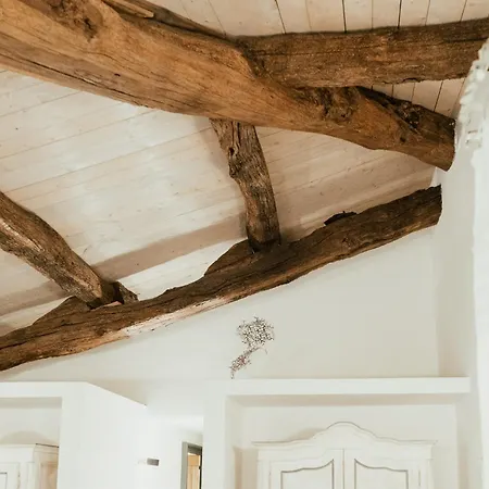 منزل ريفي Del Re Guerriero *