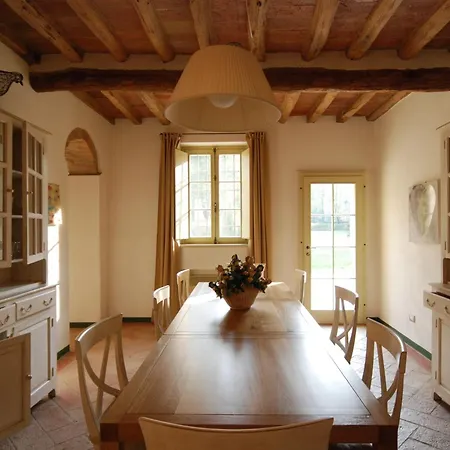 منزل ريفي Del Re Guerriero *