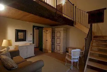 Del Re Guerriero Country house