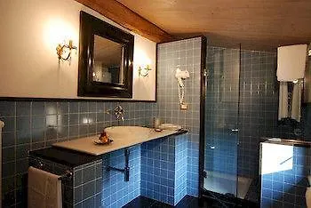 Del Re Guerriero Country house *